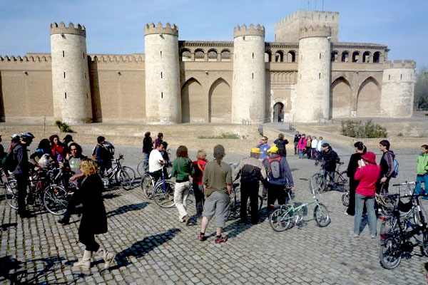 Rutas para hacer en bicicleta por Zaragoza