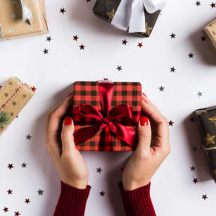 6 regalos con esencia zaragozana perfectos para estas navidades