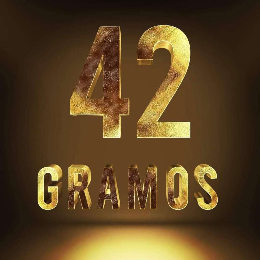 42 gramos