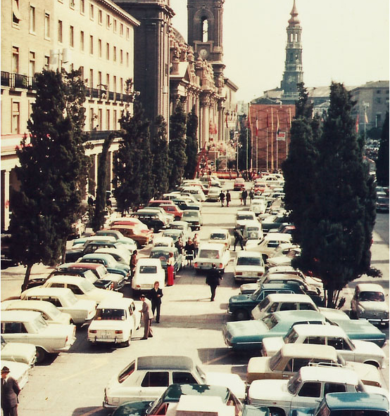 Plaza Pilar con aparcamiento