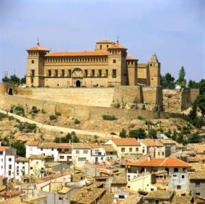 El Castillo de Alcañiz, un destino espectacular para el puente de San Valero