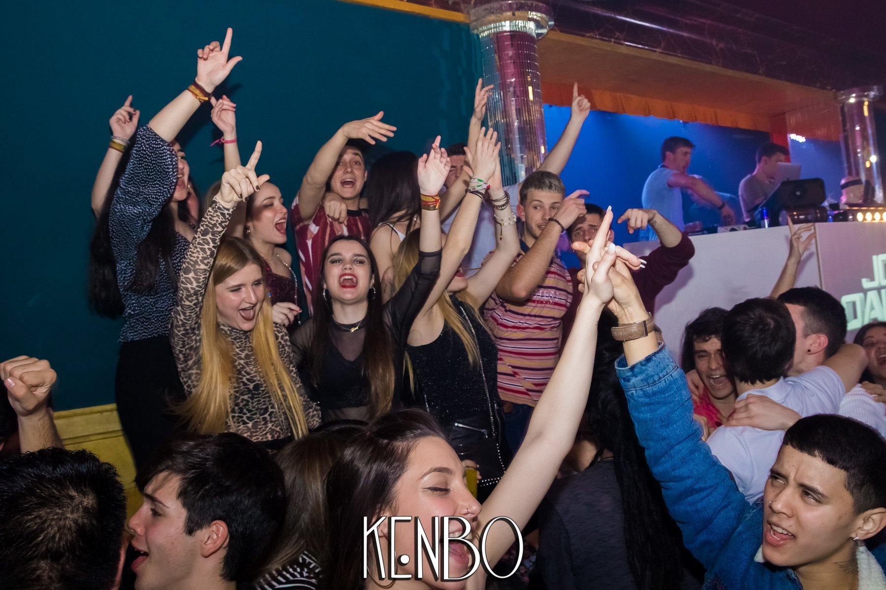 Top 5 discotecas de Zaragoza para menores de 30