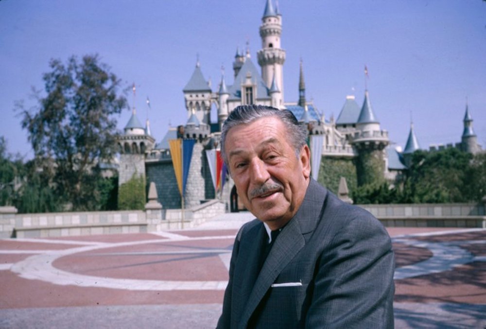 Exposición de Disney Zaragoza - Walt Disney en uno de los Disneyland, los parques temáticos creados en torno a toda su producción artística
