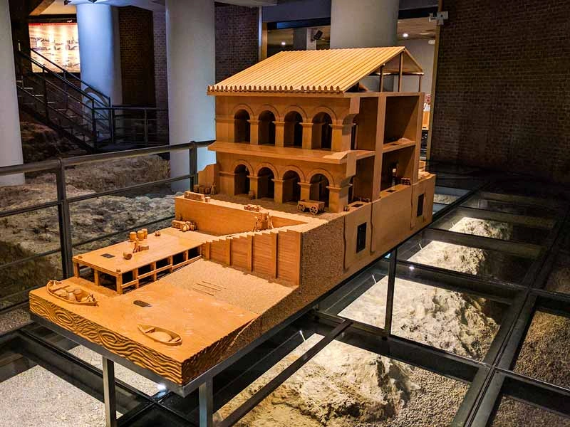 Exposiciones gratuitas en espacios municipales durante el Pilar 2025