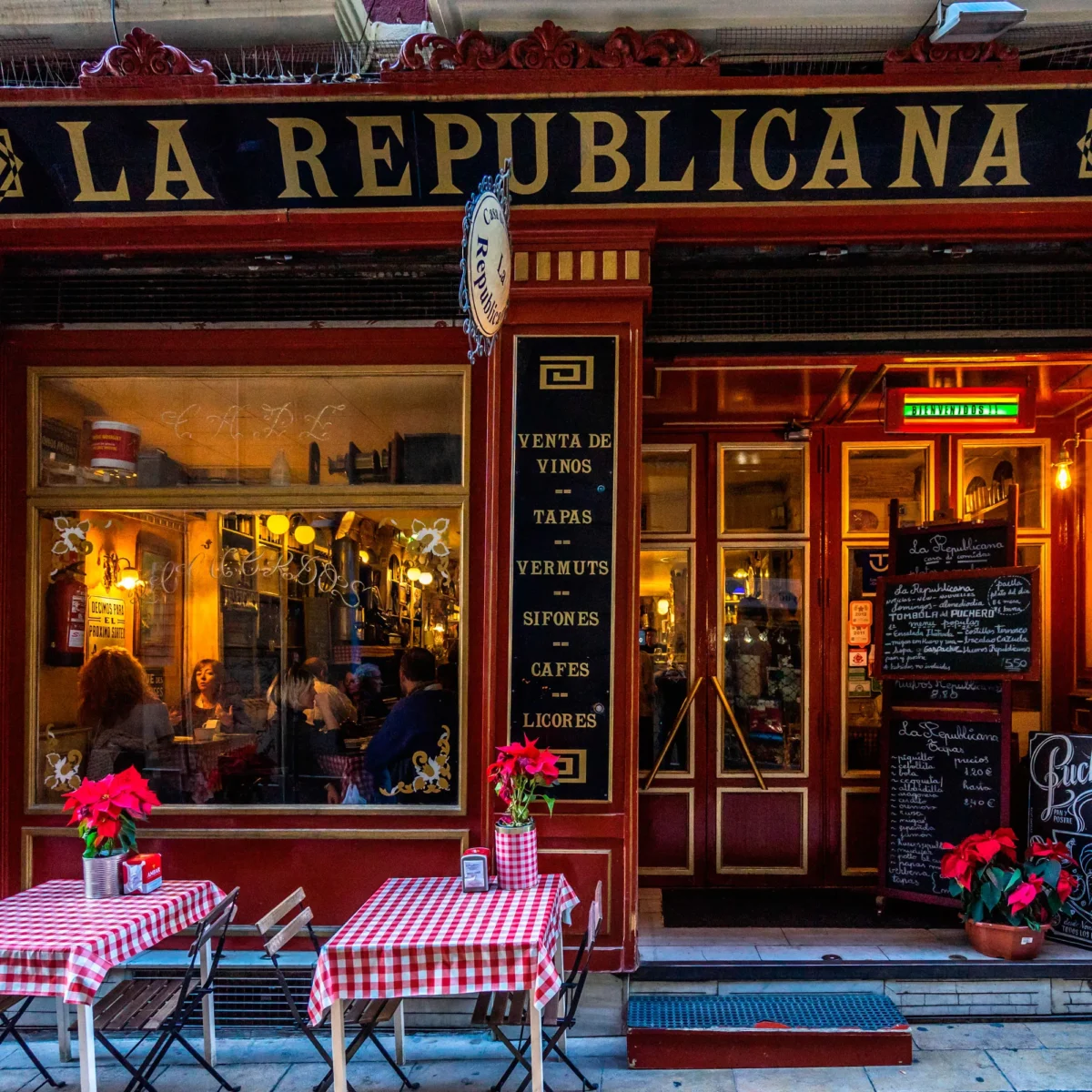 Tres bares de tapas baratos en el centro de Zaragoza