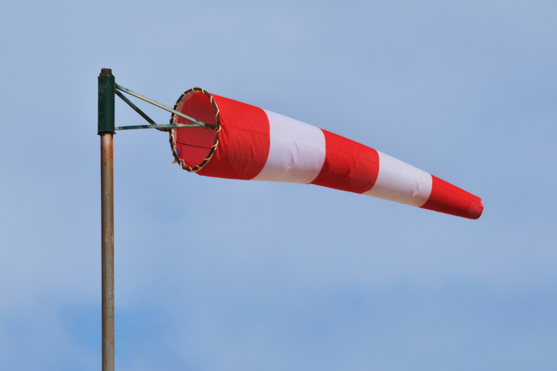 El cierzo explicado para foranos: manual de supervivencia