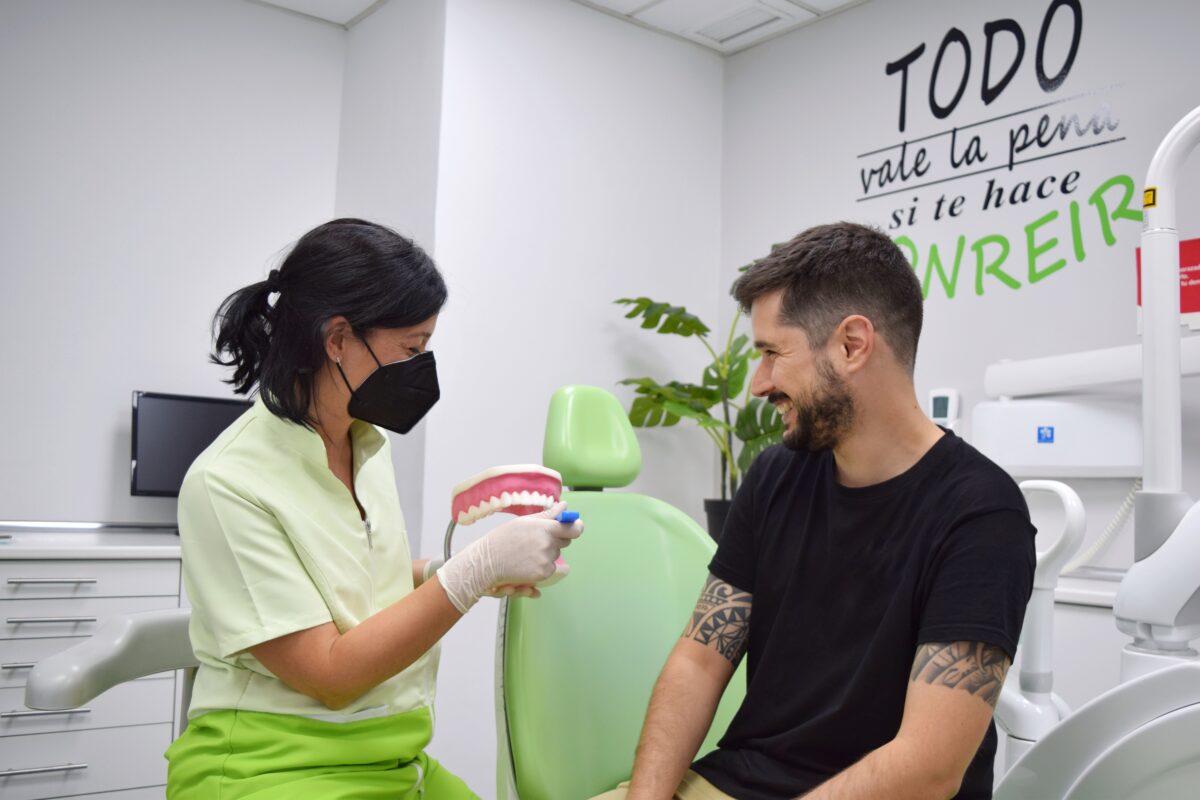 Implantología y ortodoncia en Las Fuentes: la propuesta de la Clínica Román en Zaragoza 1 Imagen subida a Zaragoza Ciudad - imgi 17 IMG 9337 1