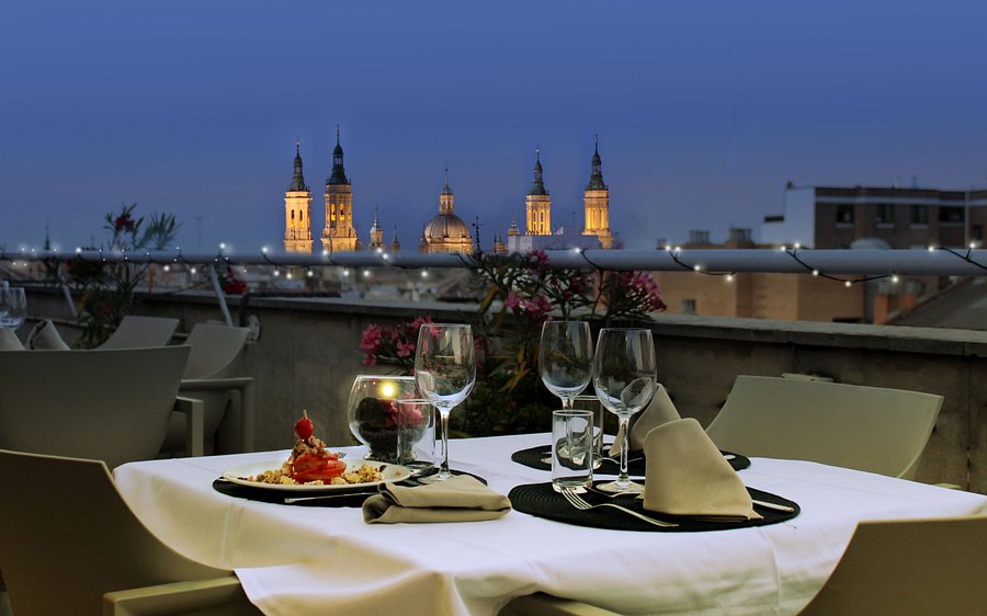 7 Restaurantes en rooftops (y alguna terraza especial) para cenar con vistas en Zaragoza 2 rooftops