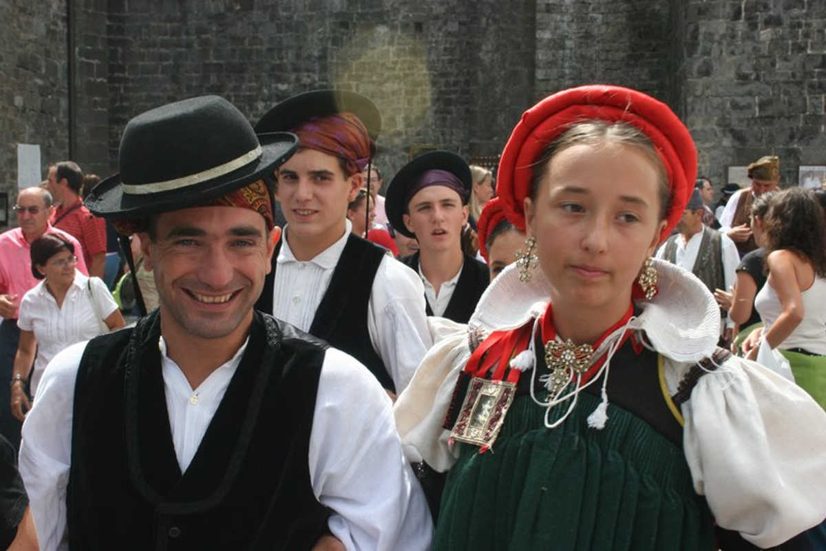 7 costumbres curiosas de las fiestas de pueblo en Aragón 6 fiestas