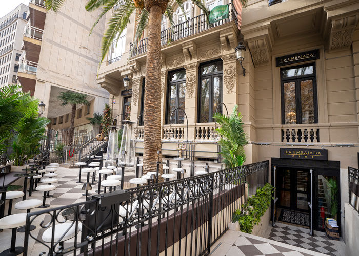 6 Restaurantes de Zaragoza instalados en edificios con una historia sorprendente 2 restaurantes